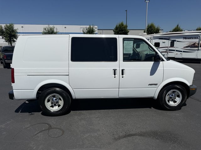 chevrolet astro cargo 2002 1GCDM19X42B154021 image chevrolet astro cargo 2002 1GCDM19X42B154021 image